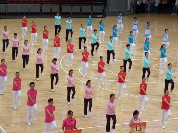 嘉定区第九套广播体操比赛现场