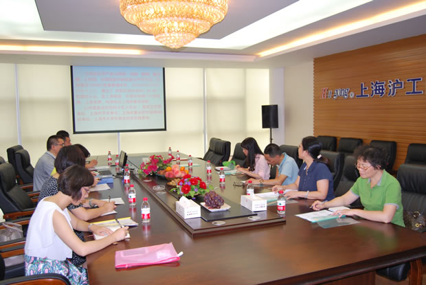 嘉定区总工会领导到我公司调研