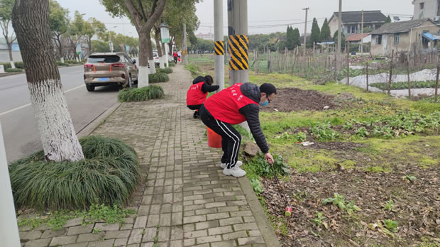 上海沪工阀门厂向雷锋同志学习活动图片3